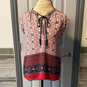 DJ2 - Floral Print Women's Top - Red and Blue, size XS